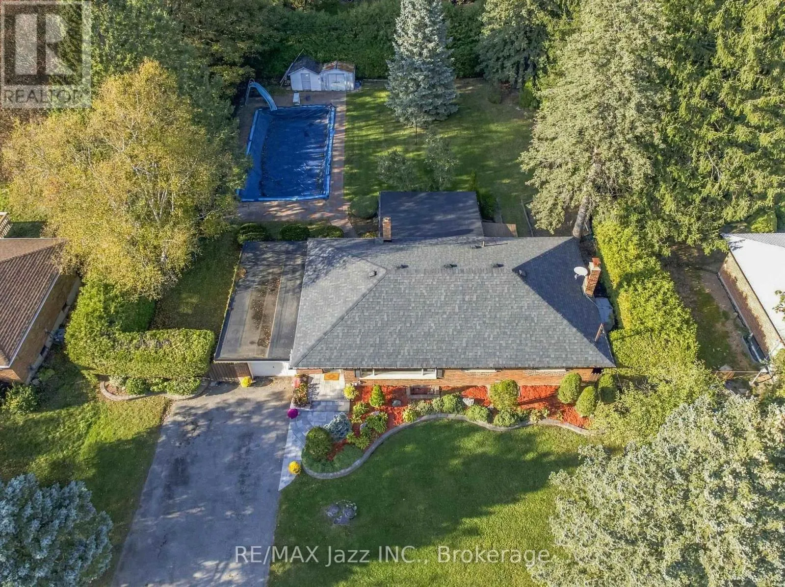 346 CONLIN ROAD E