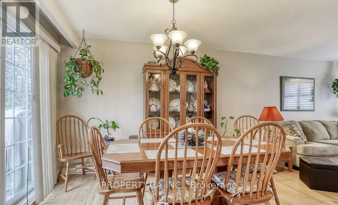 UPPER - 204 MASON DRIVE