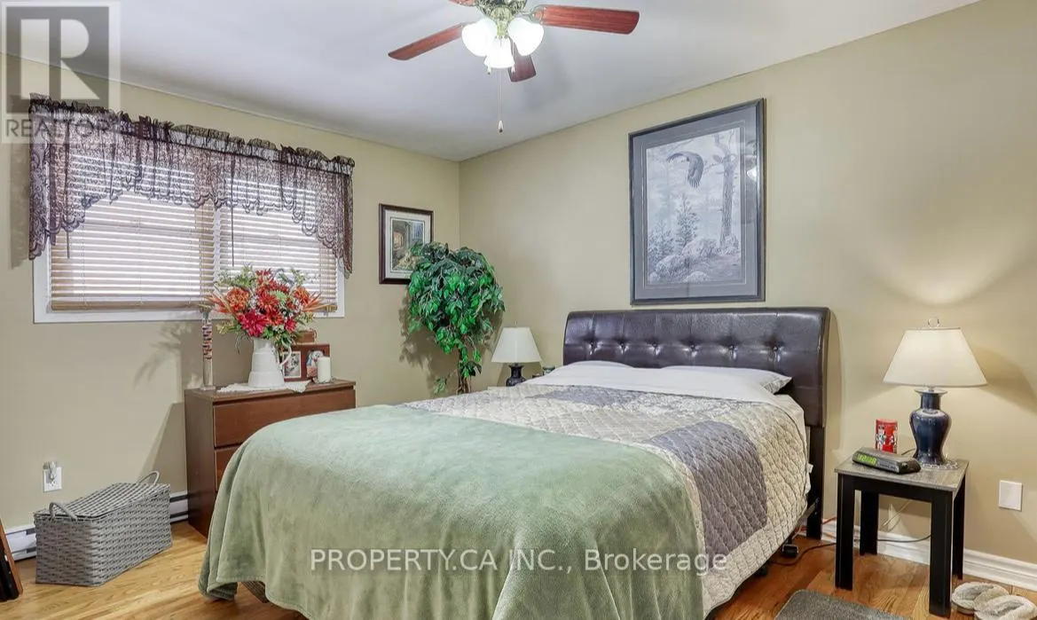 UPPER - 204 MASON DRIVE
