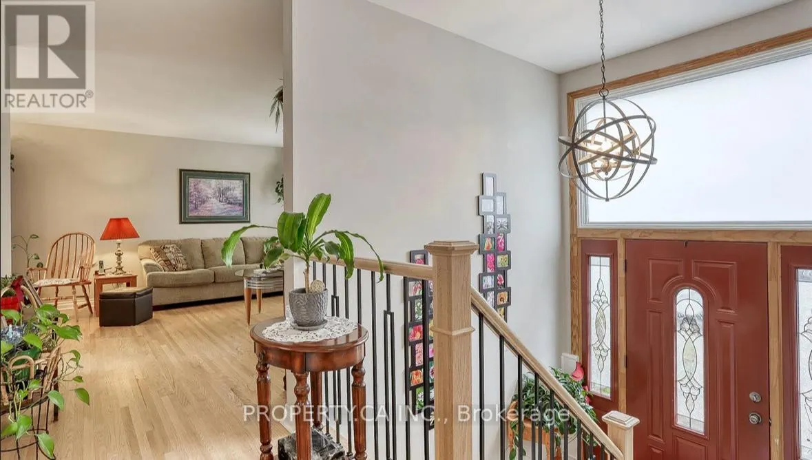 UPPER - 204 MASON DRIVE