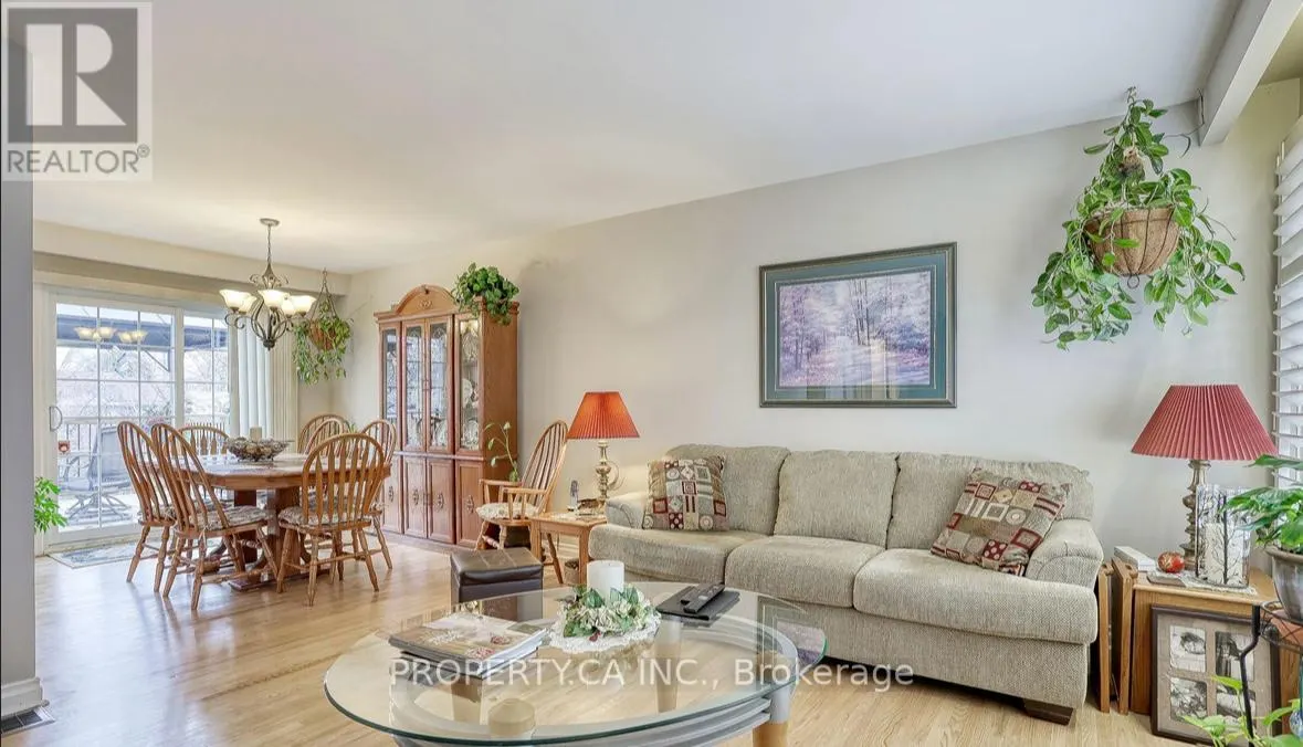 UPPER - 204 MASON DRIVE