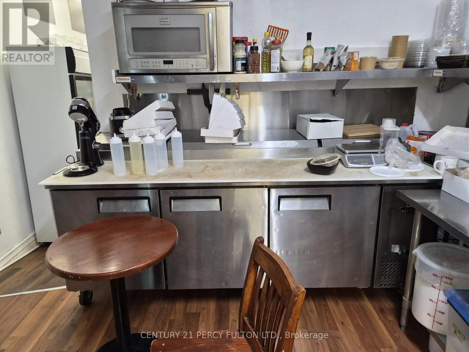 MAIN - 25 SIMCOE STREET S