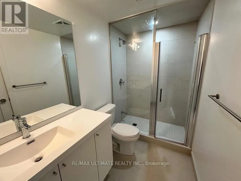 2710 - 2545 SIMCOE STREET N