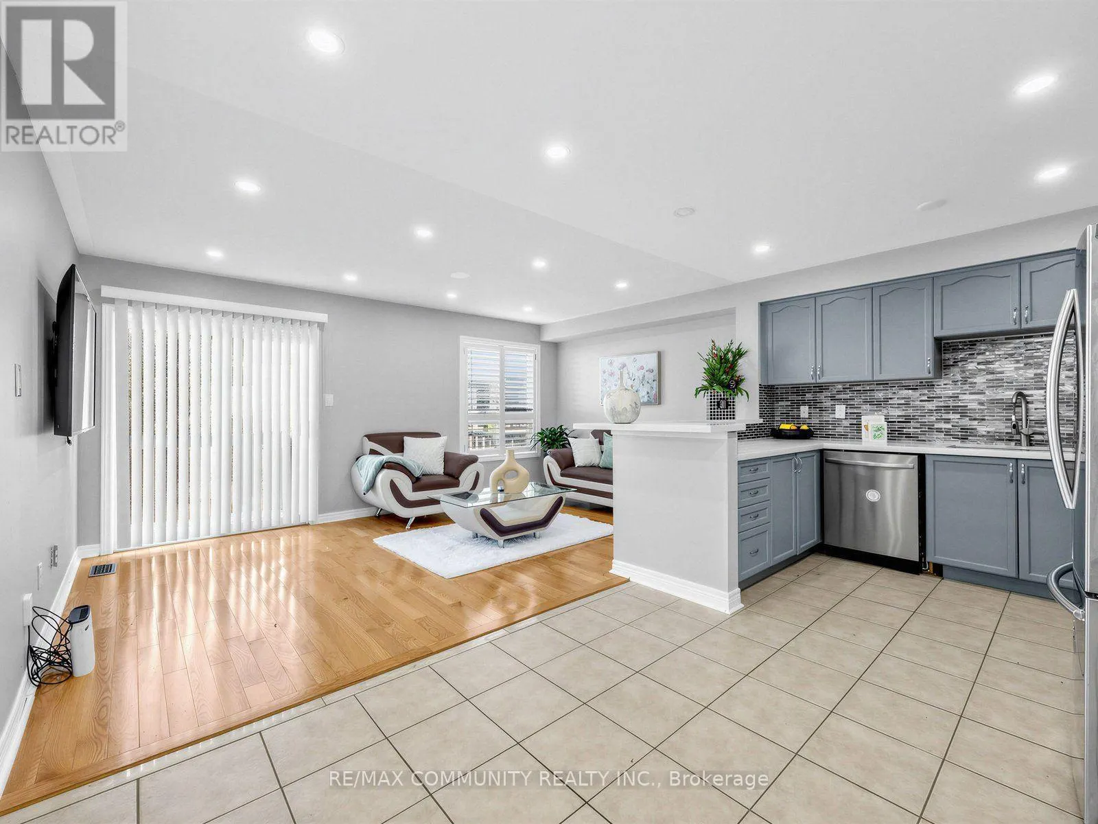 45 TOZER CRESCENT