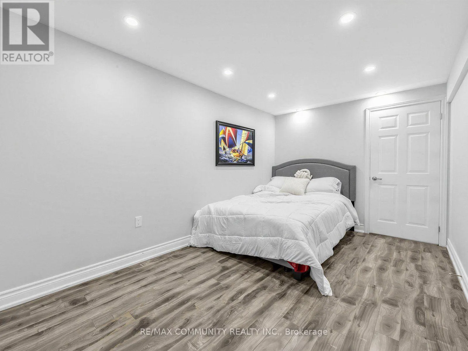 45 TOZER CRESCENT