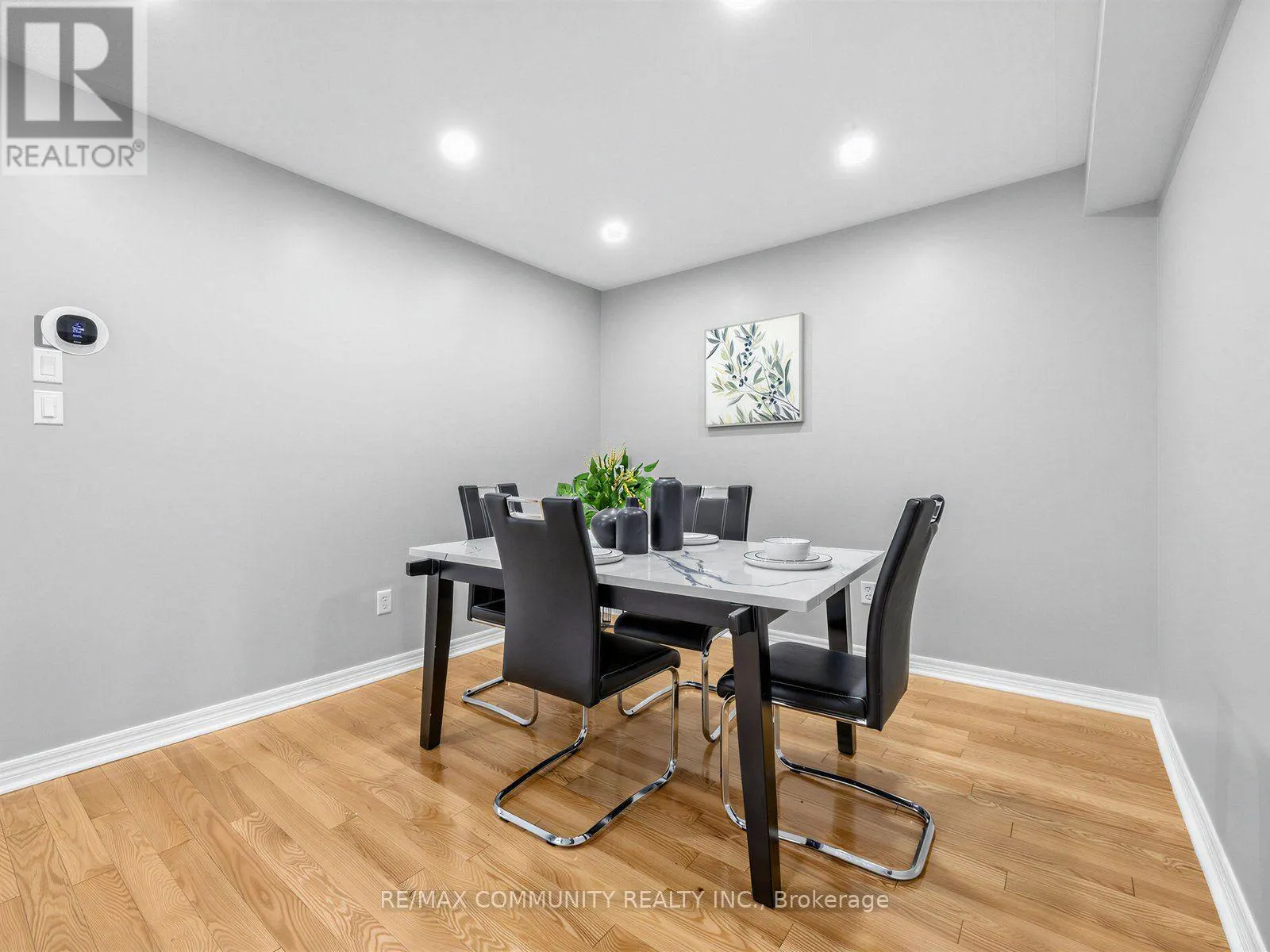 45 TOZER CRESCENT