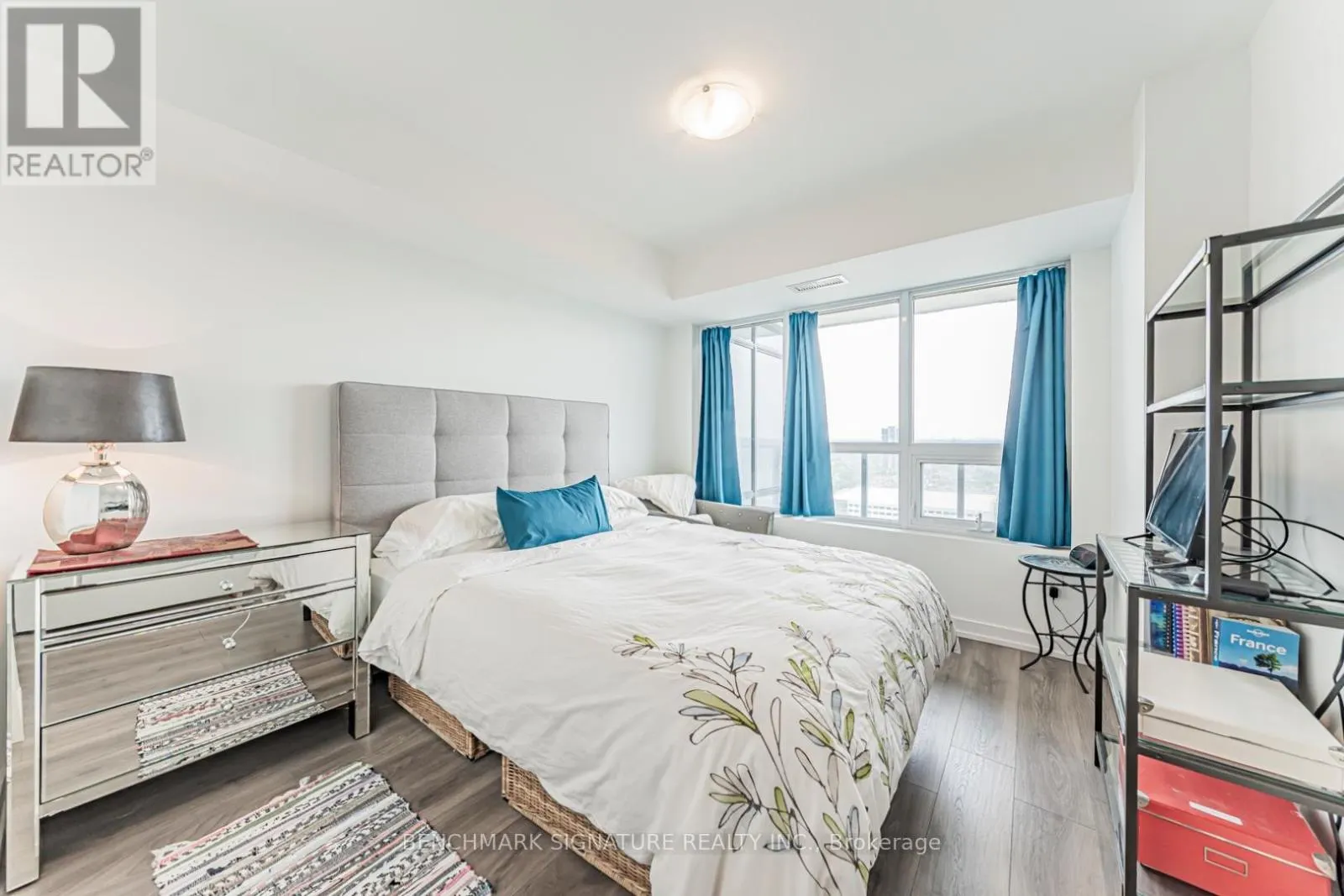 2111 - 1435 CELEBRATION DRIVE