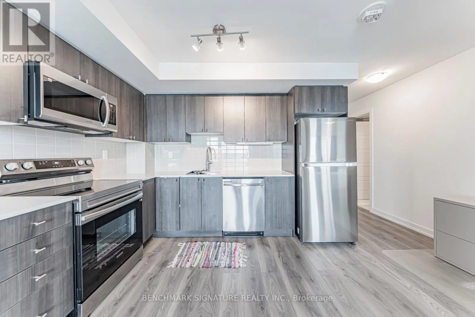 2111 - 1435 CELEBRATION DRIVE