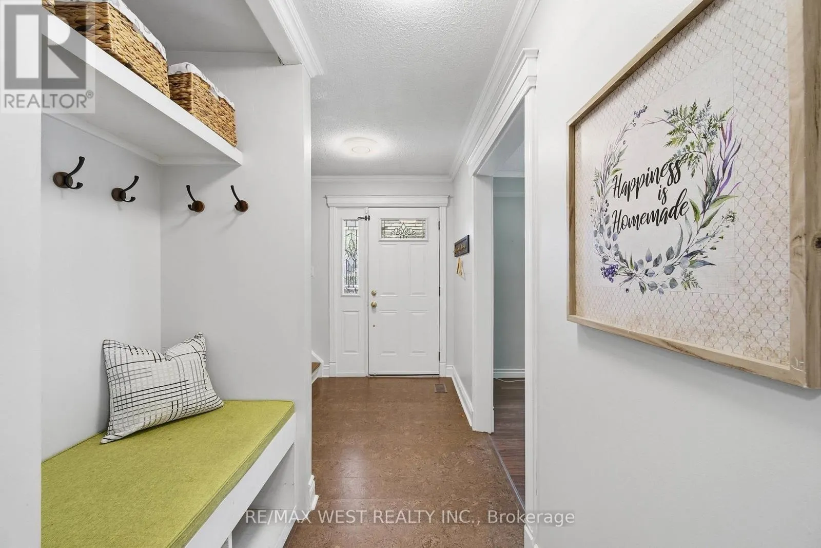 441 PADDINGTON CRESCENT