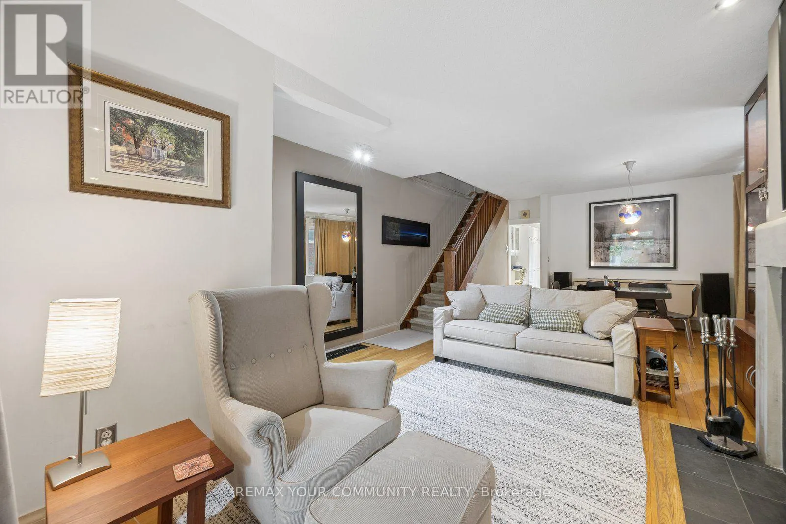 88 WEST LYNN AVENUE