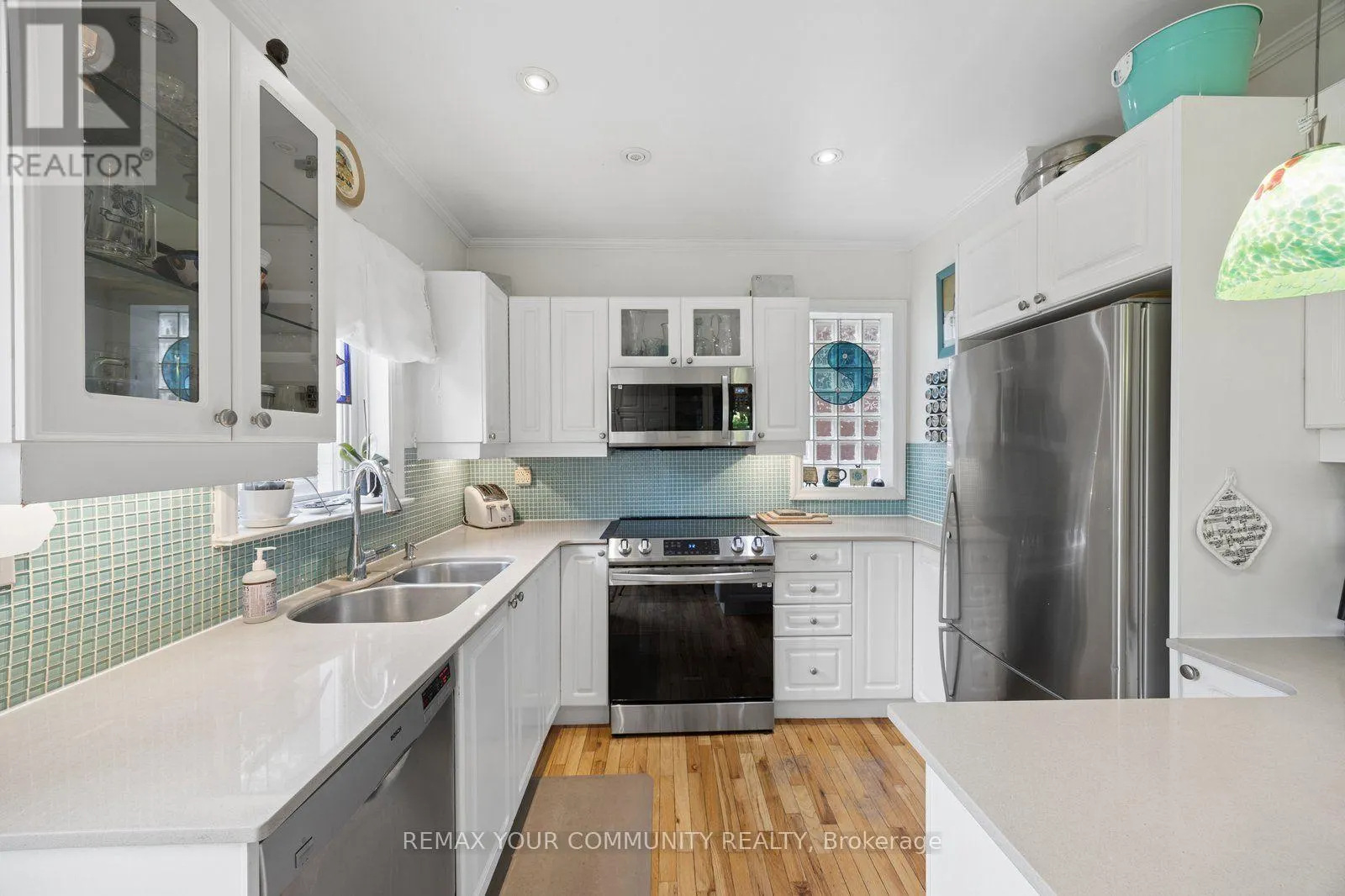 88 WEST LYNN AVENUE