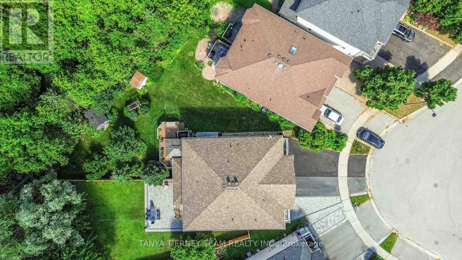 228 SHADOW PLACE