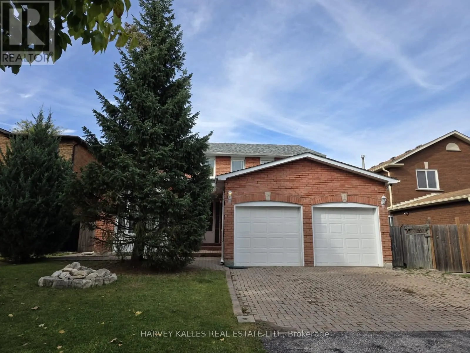 1627 RAYLEEN CRESCENT