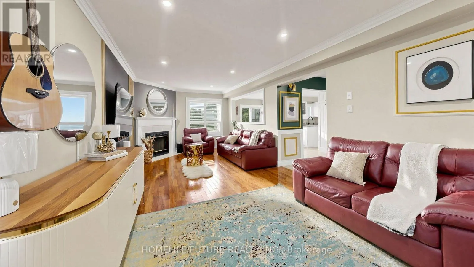 90 BEDELL CRESCENT