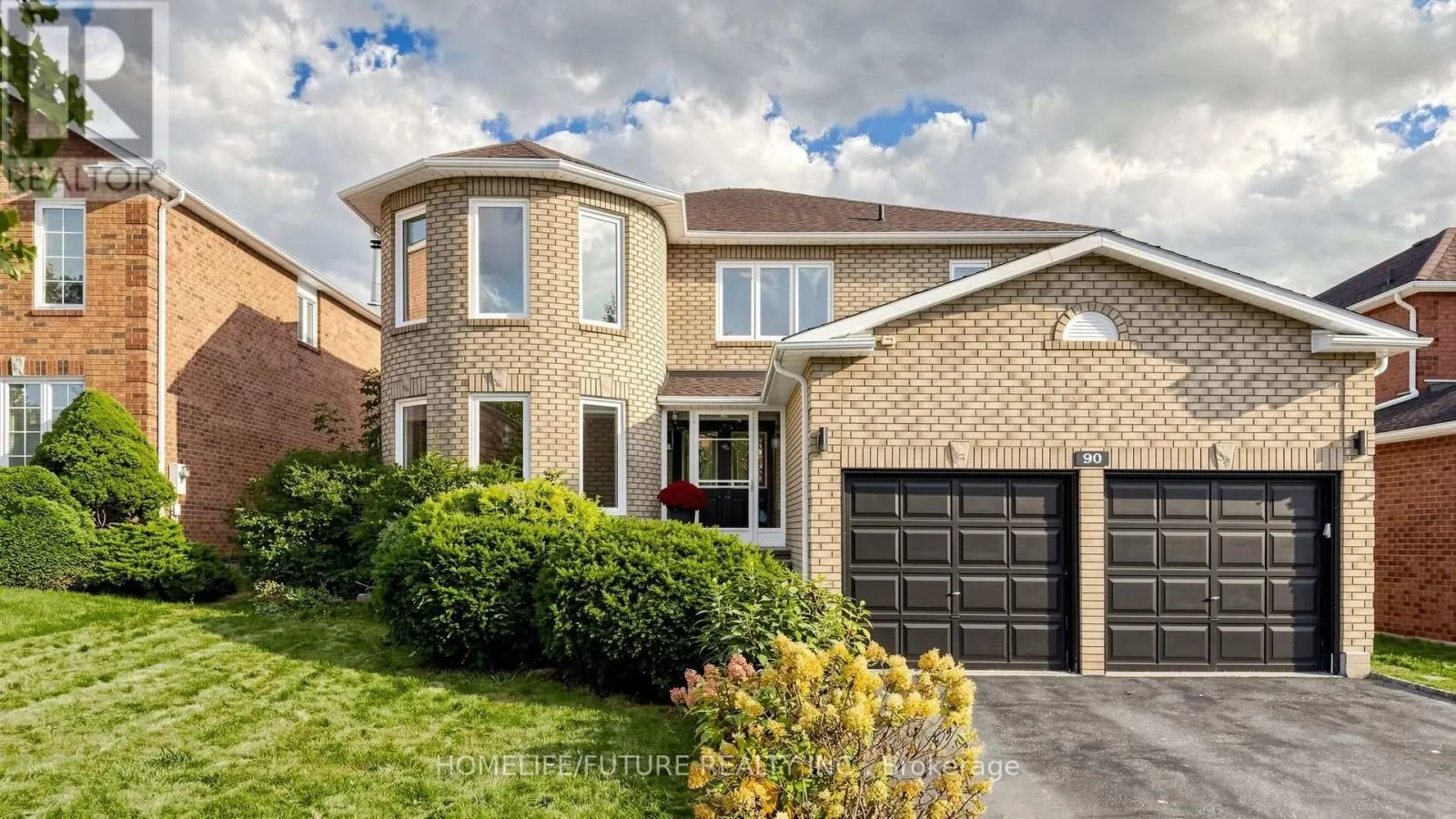 90 BEDELL CRESCENT