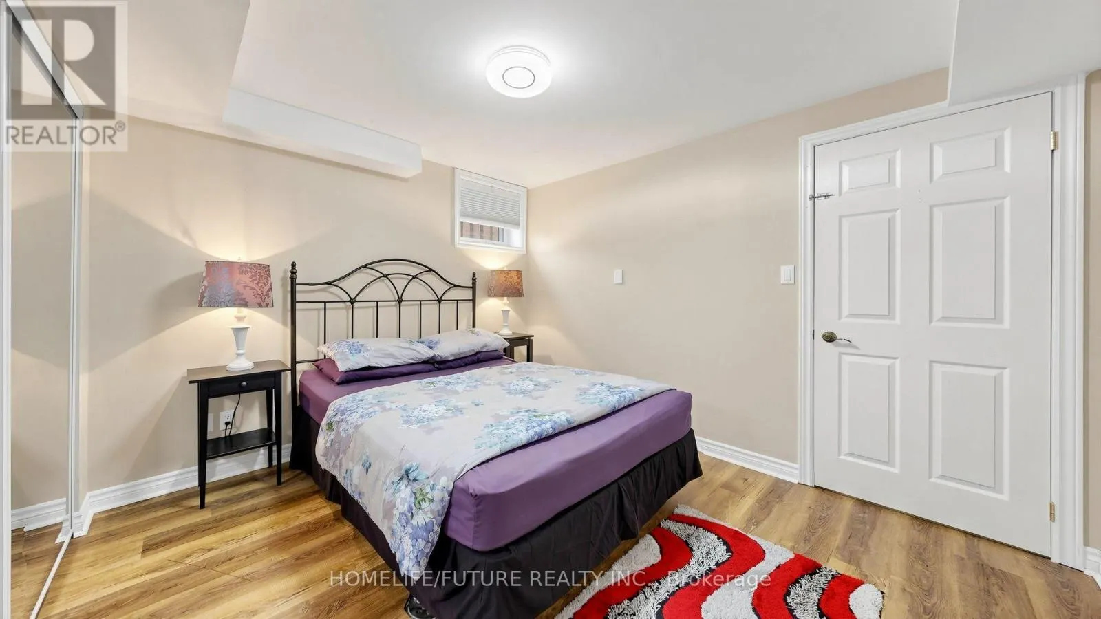 90 BEDELL CRESCENT