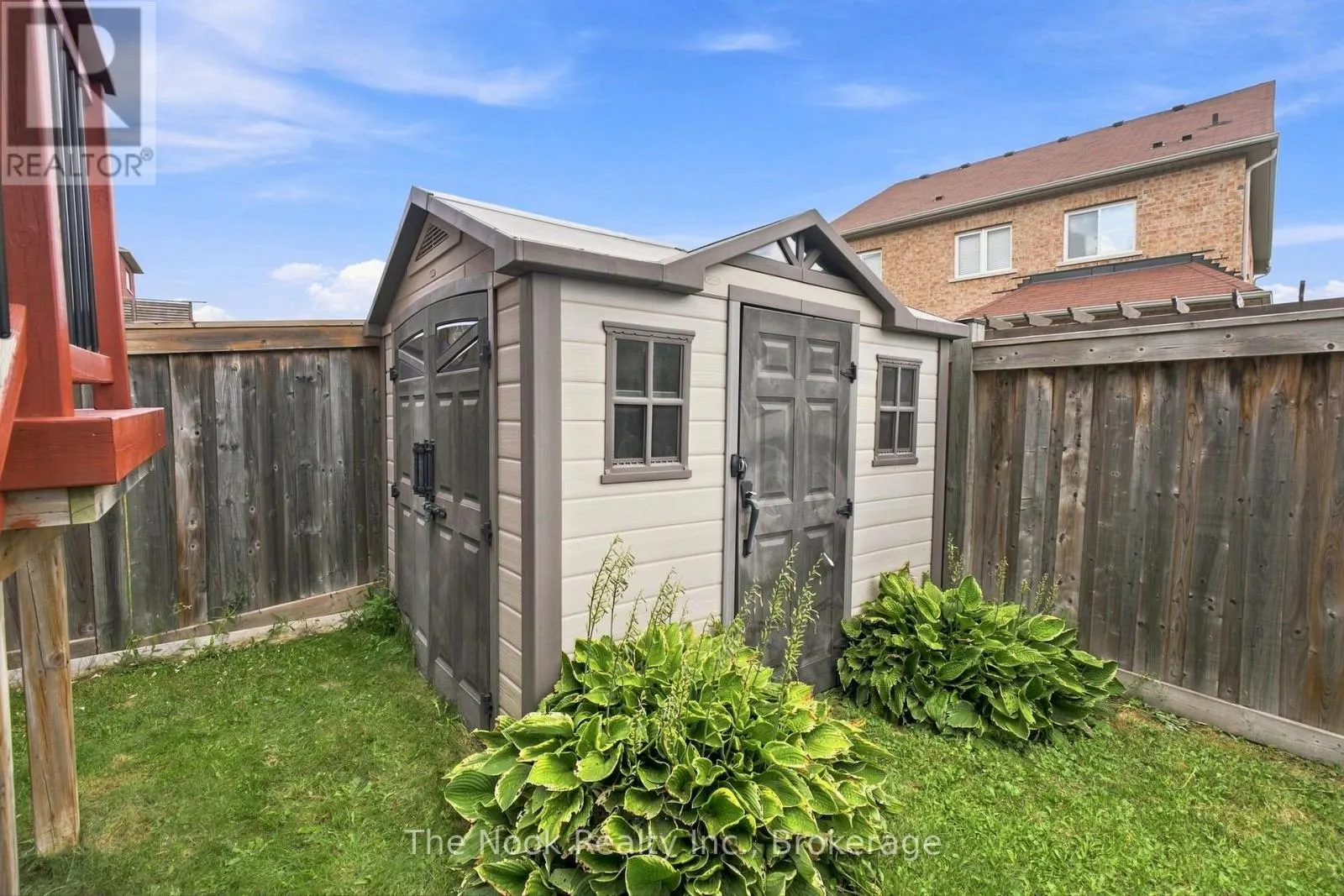 2507 STANDARDBRED DRIVE