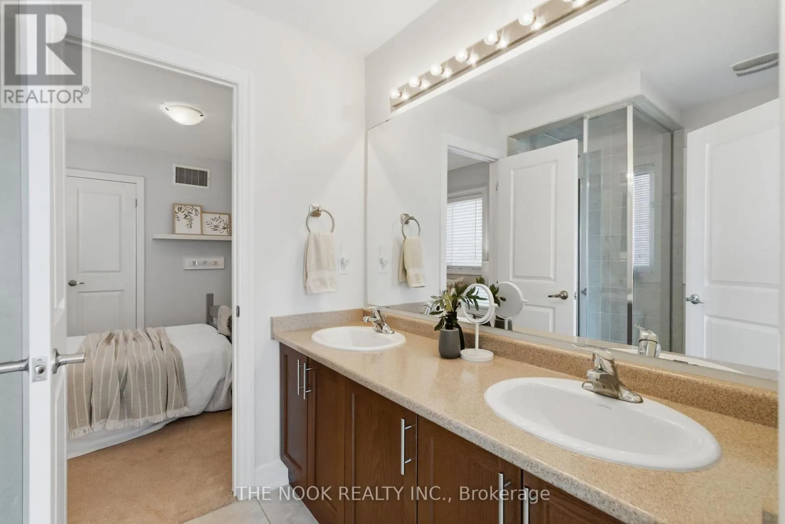 2507 STANDARDBRED DRIVE