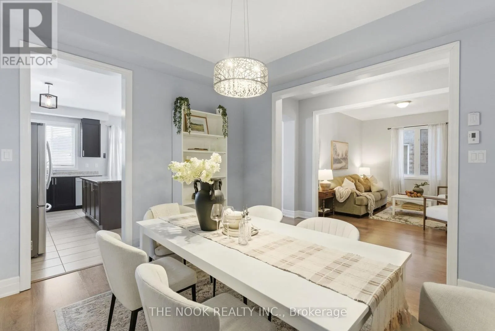 2507 STANDARDBRED DRIVE