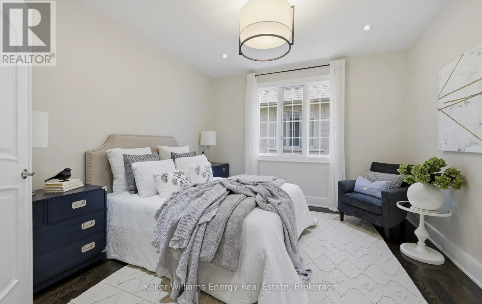 7 WOODINGTON COURT