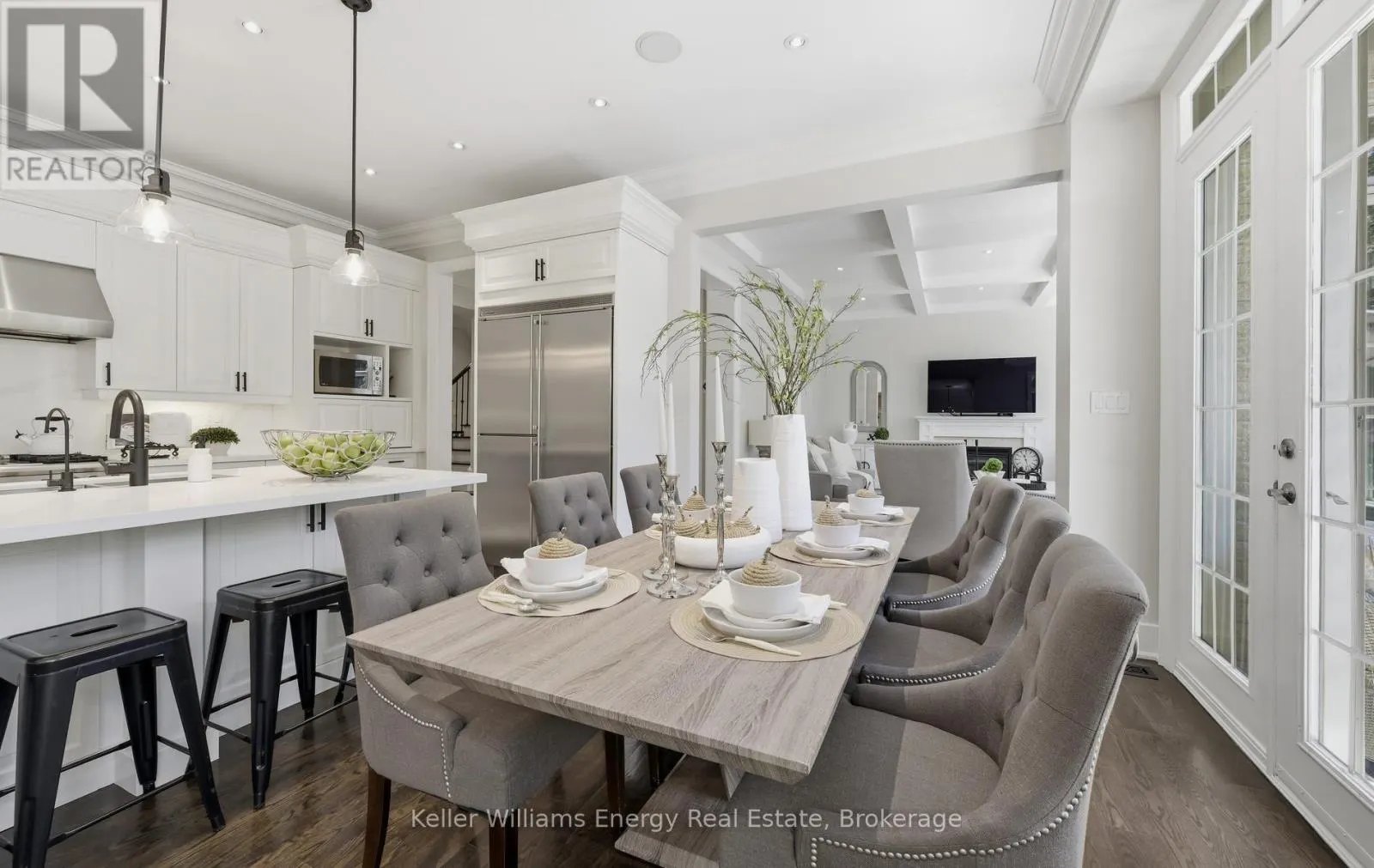7 WOODINGTON COURT