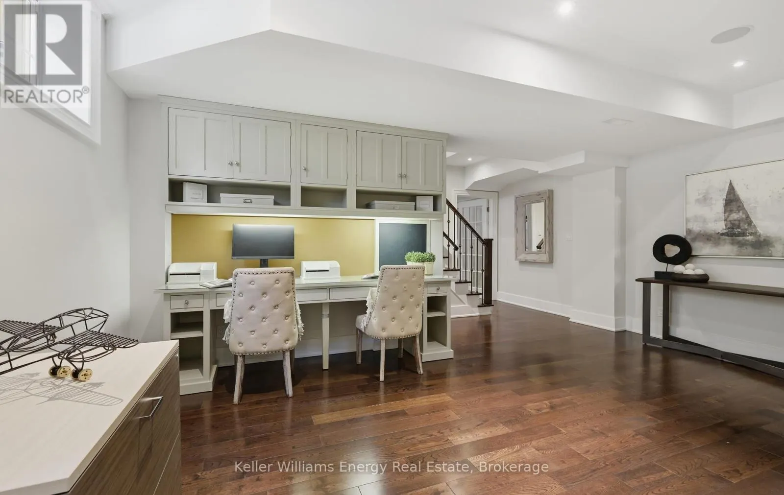 7 WOODINGTON COURT