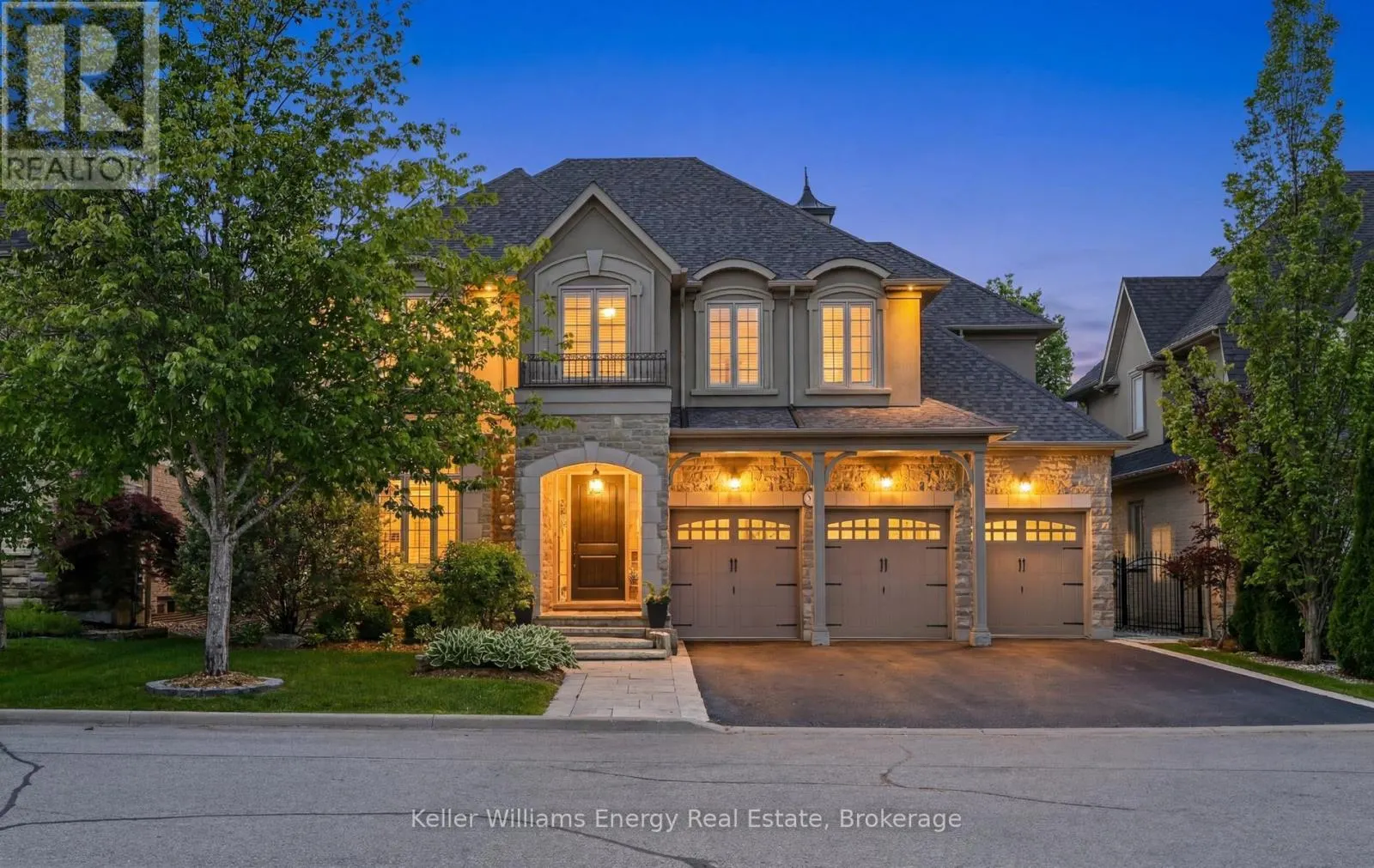 7 WOODINGTON COURT