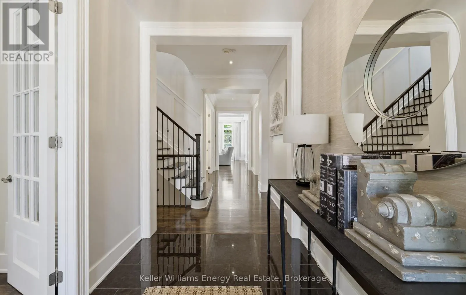 7 WOODINGTON COURT
