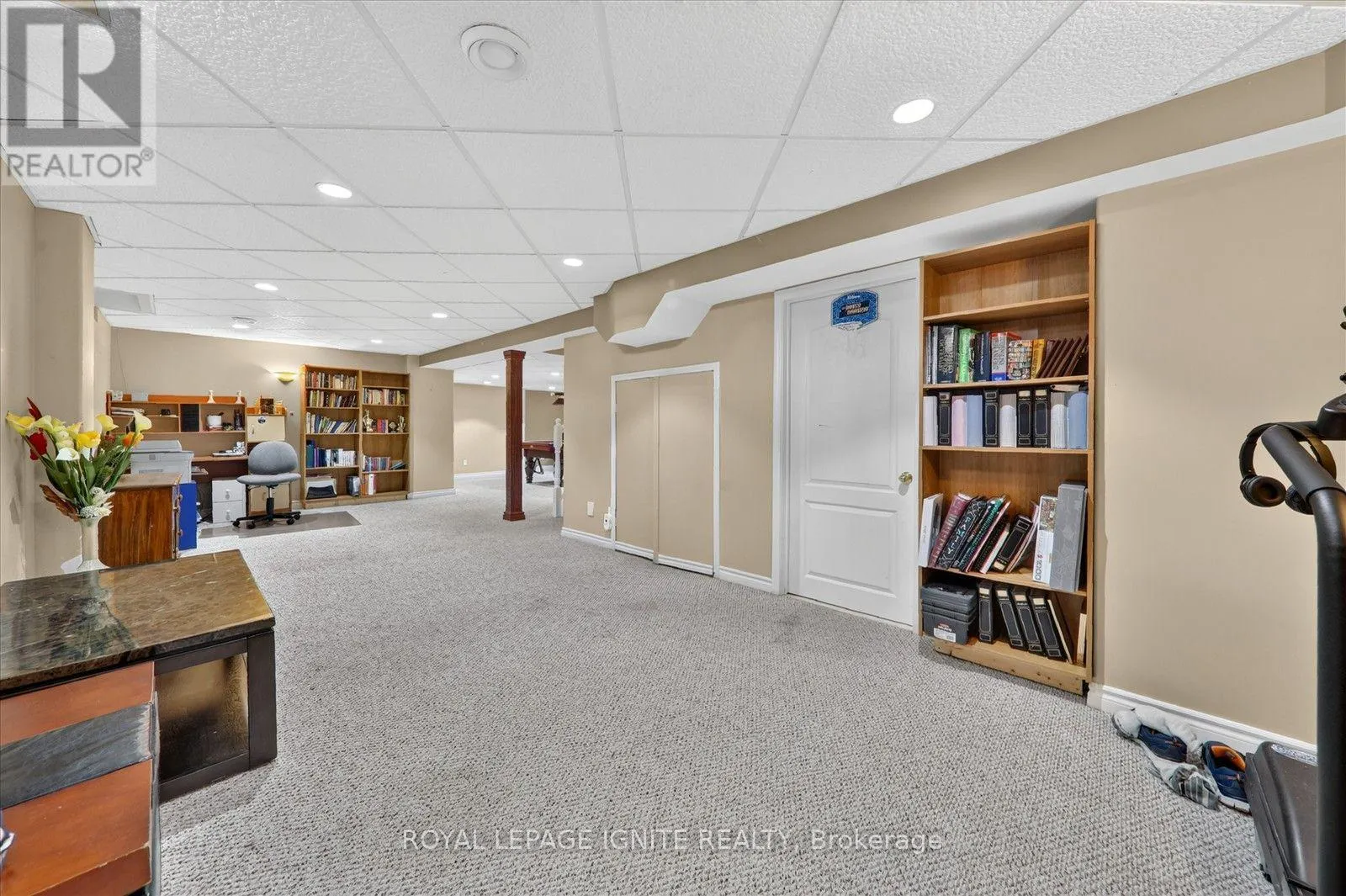 2015 VALEWOOD COURT