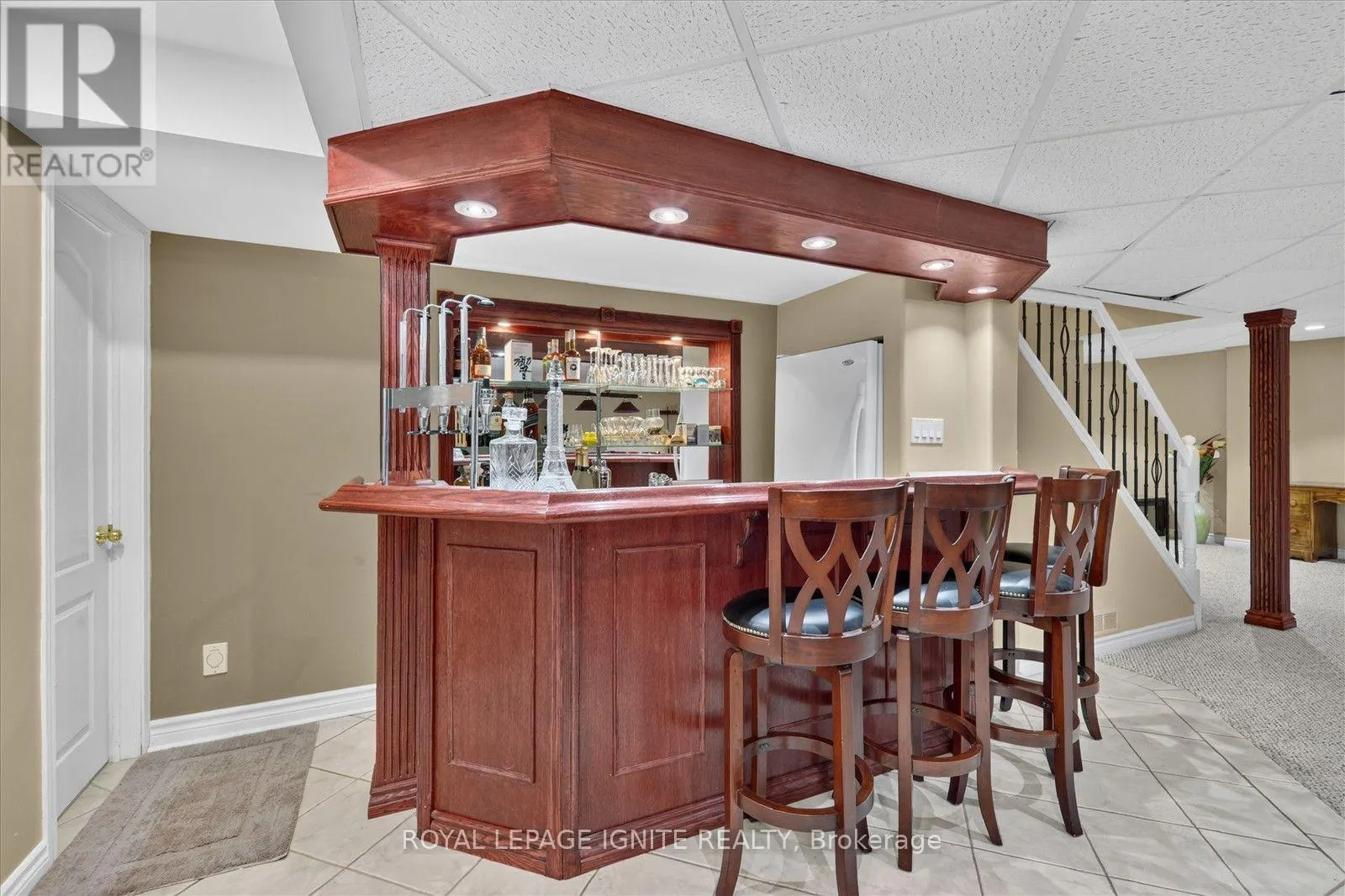 2015 VALEWOOD COURT