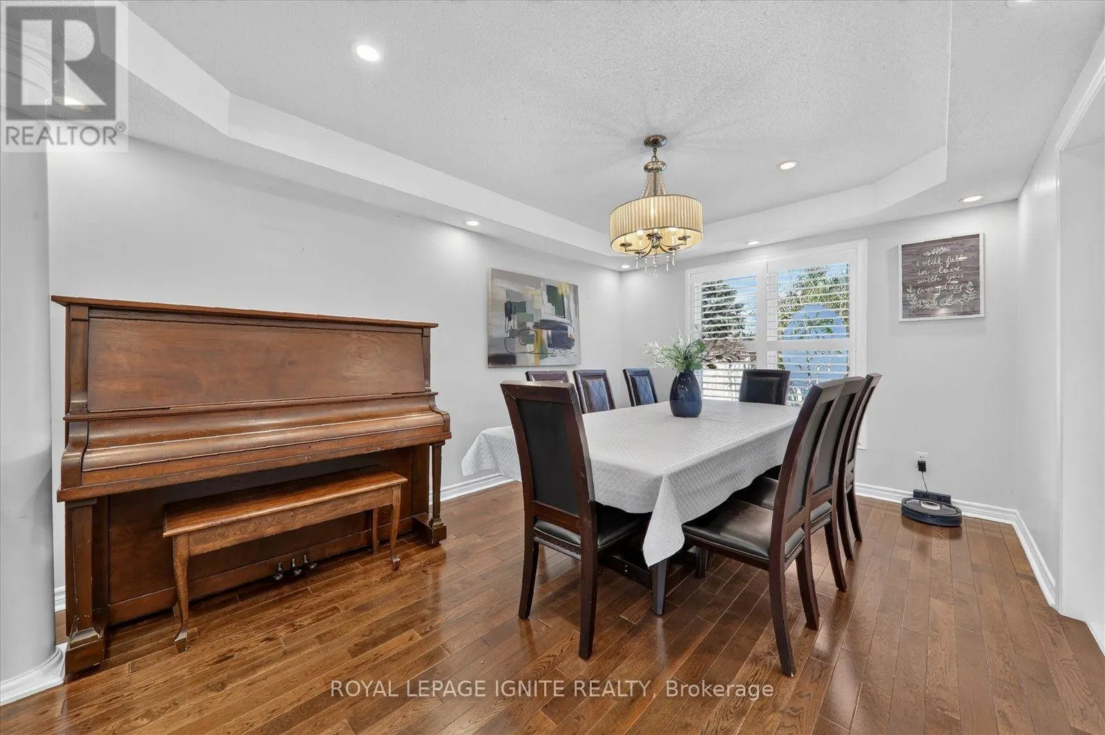 2015 VALEWOOD COURT