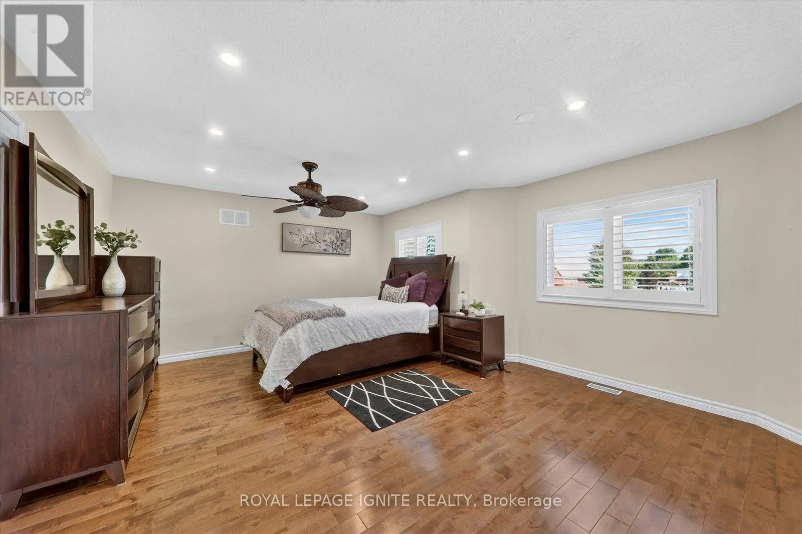 2015 VALEWOOD COURT