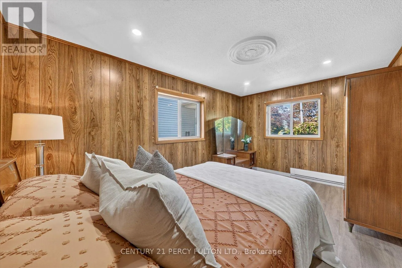 135 CEDAR CREST BEACH ROAD