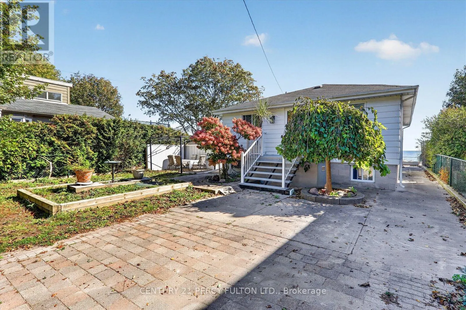 135 CEDAR CREST BEACH ROAD