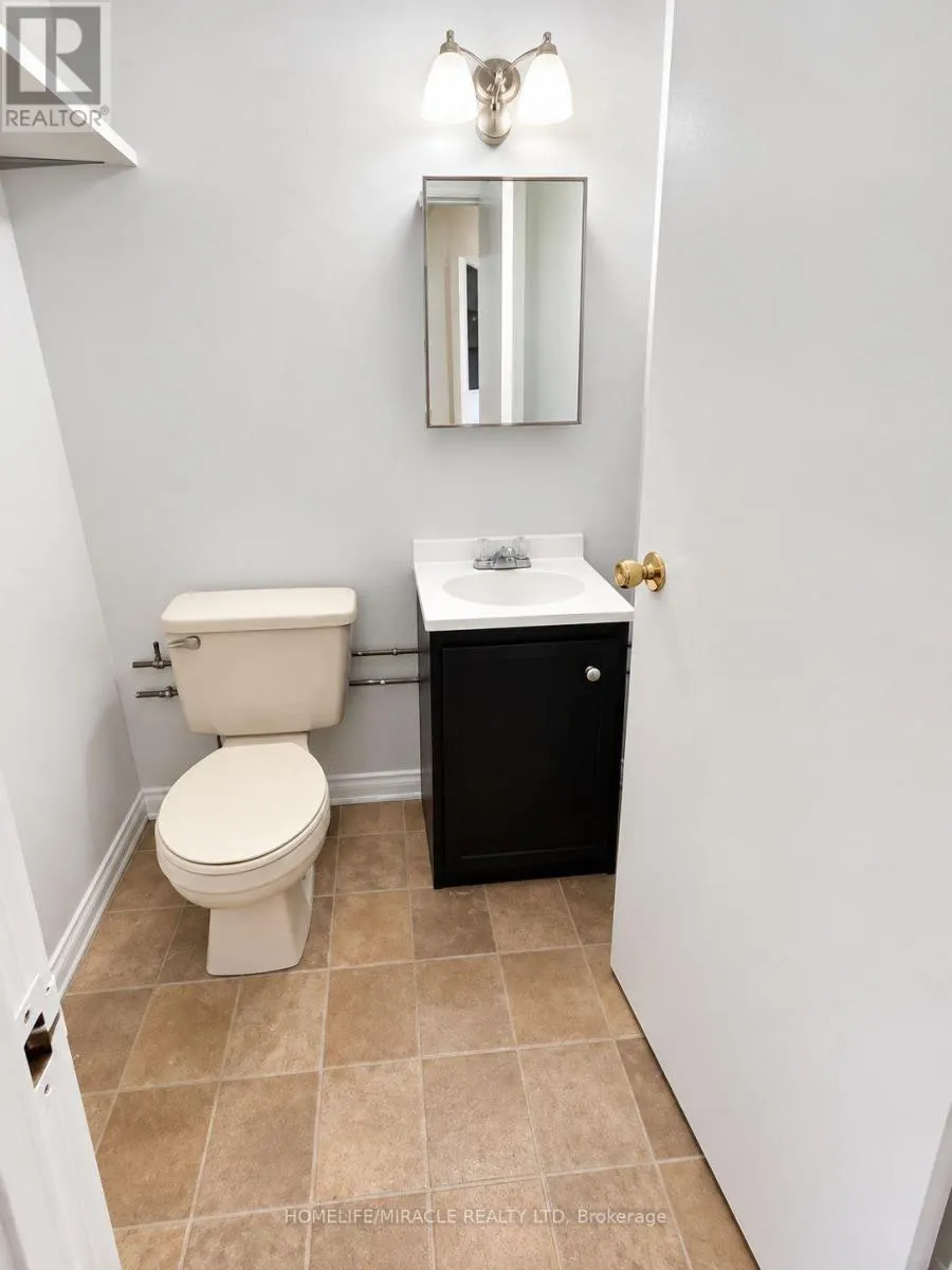 7 - 153 BROCK STREET N
