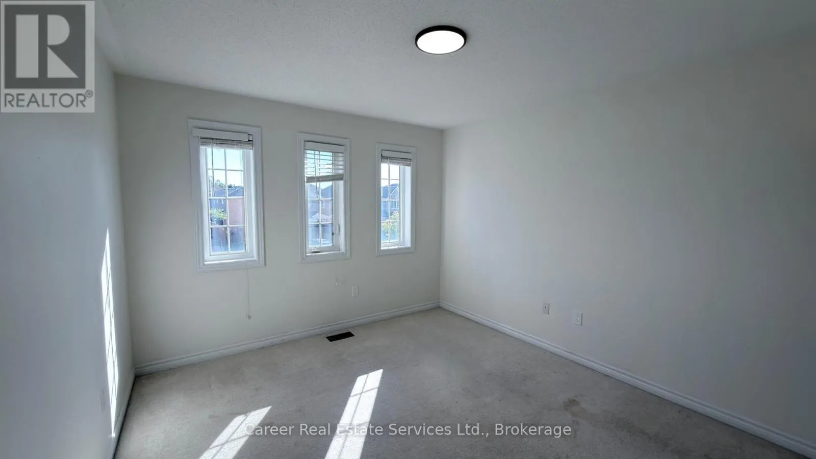 10 CAMPVIEW STREET