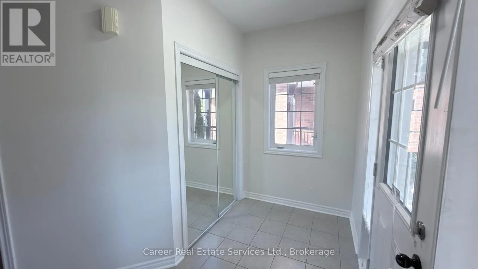 10 CAMPVIEW STREET