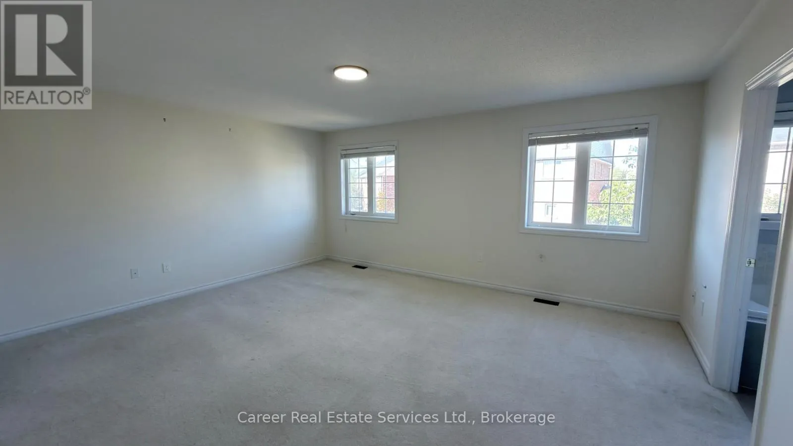 10 CAMPVIEW STREET