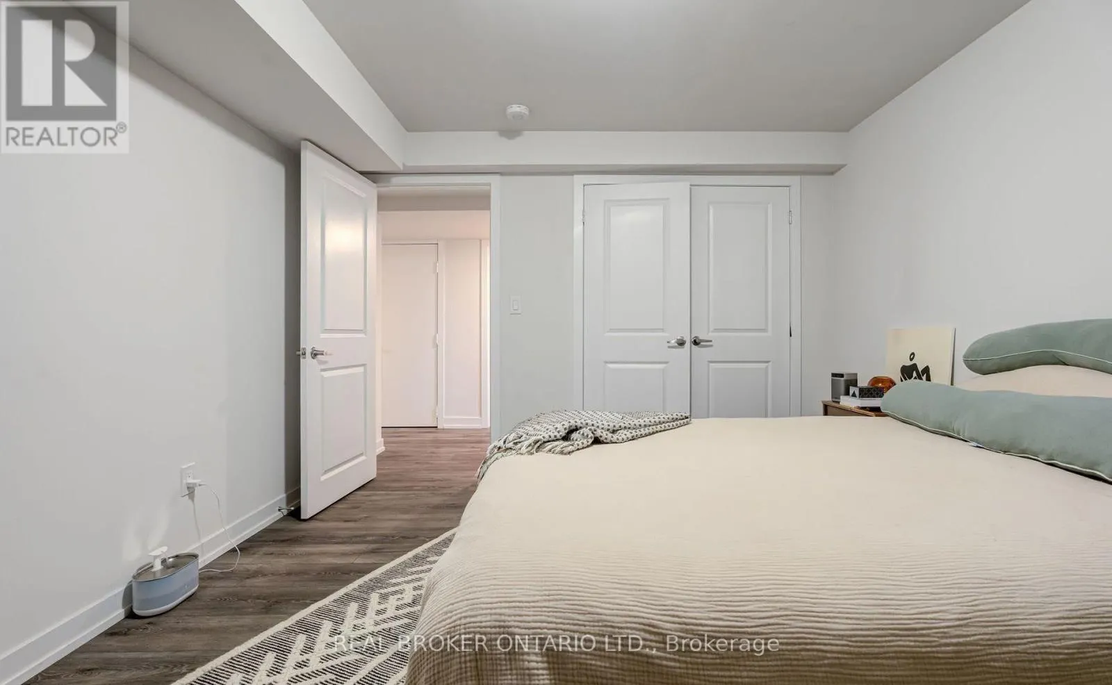 20A - 400 FINCH AVENUE