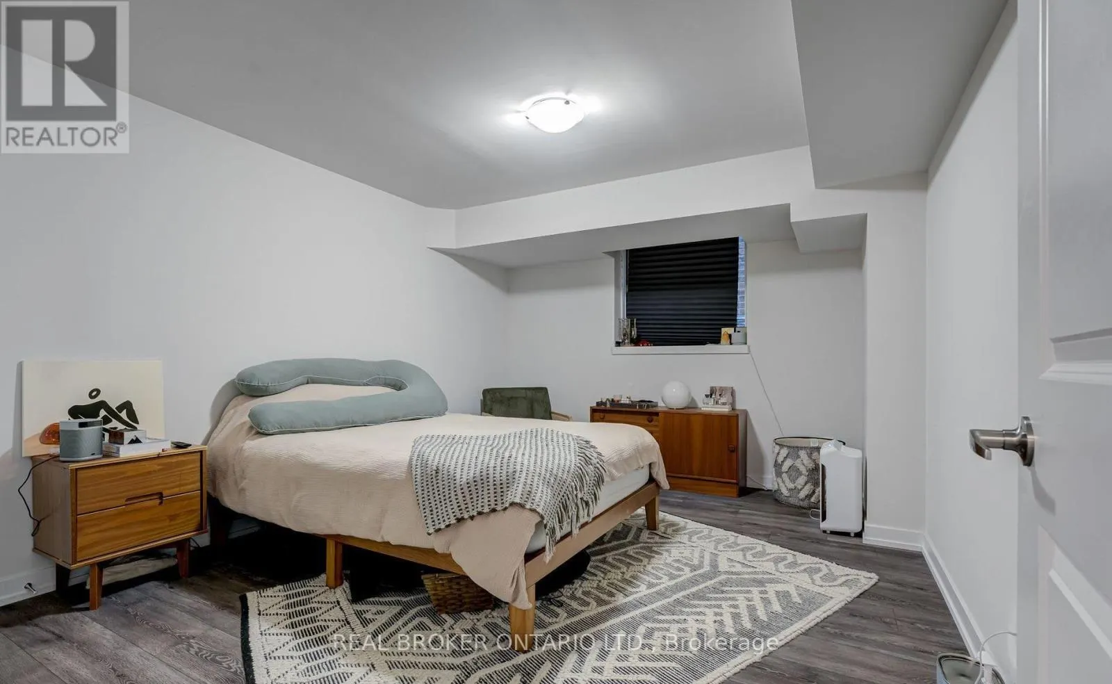 20A - 400 FINCH AVENUE