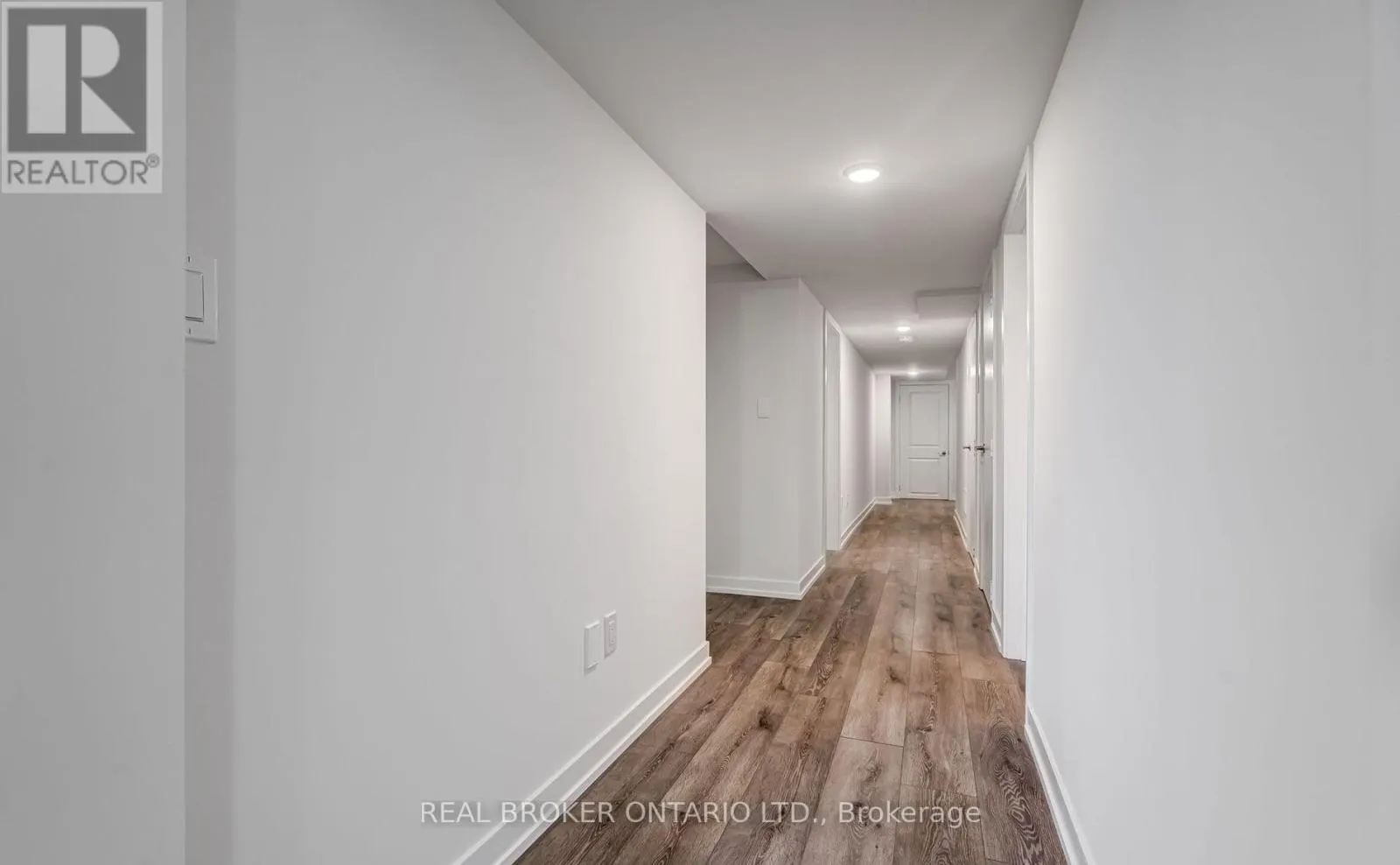 20A - 400 FINCH AVENUE