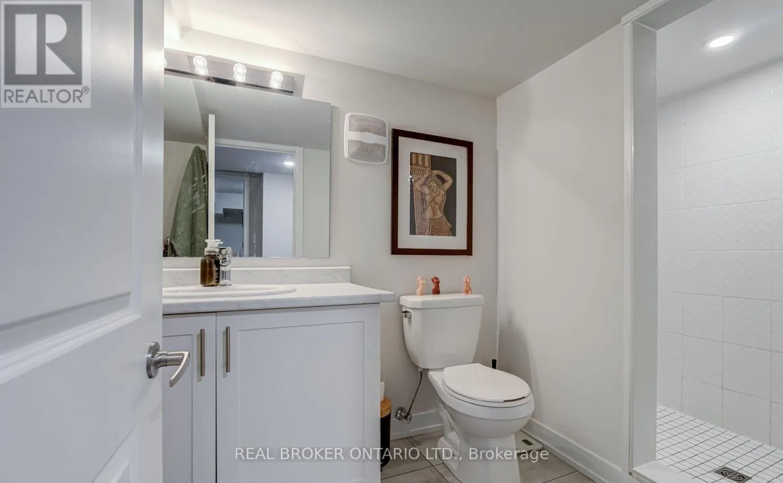 20A - 400 FINCH AVENUE