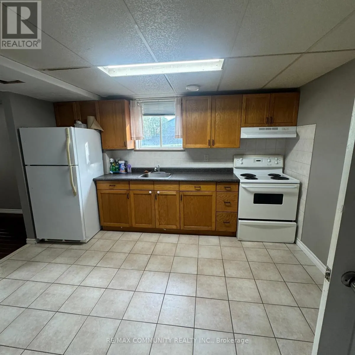 BASEMENT - 108 ONTARIO STREET