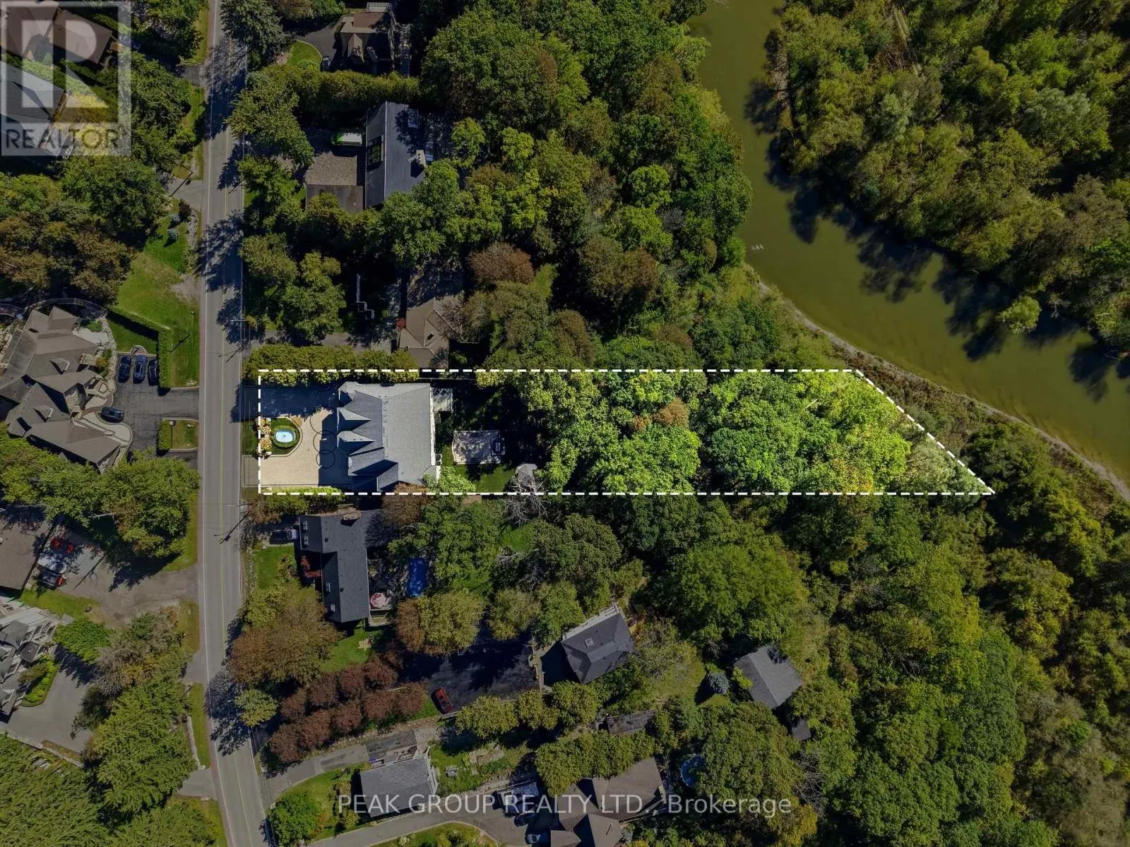 492 ROUGEMOUNT DRIVE