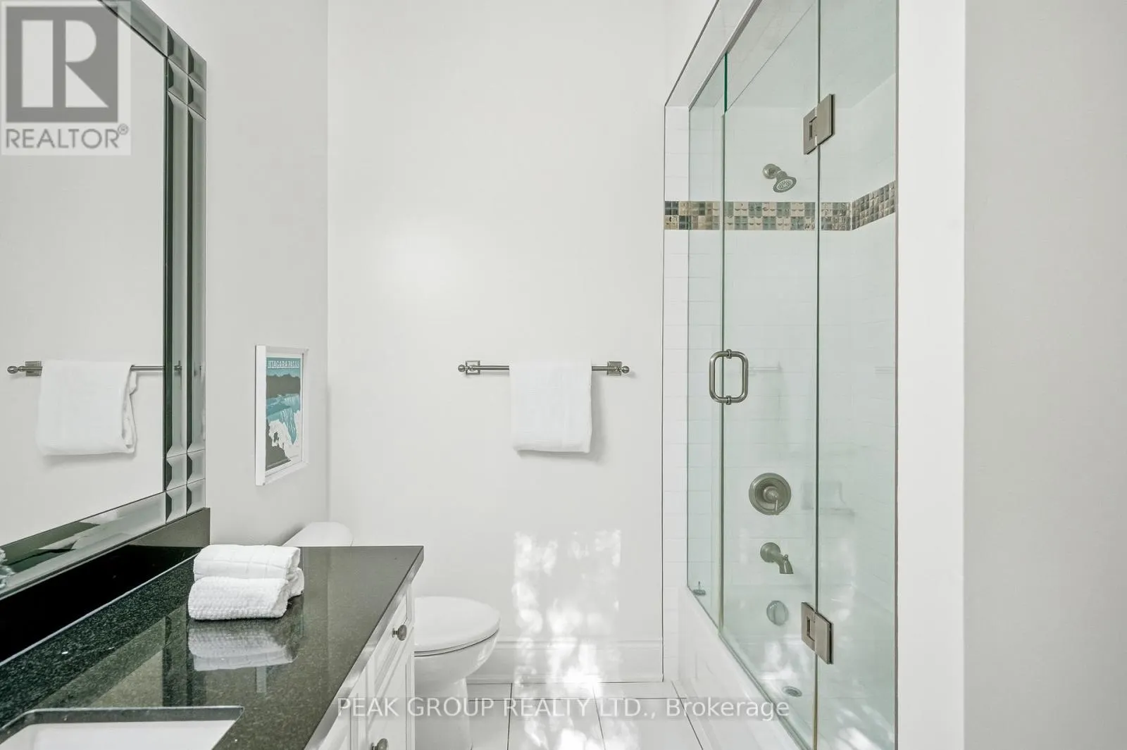 492 ROUGEMOUNT DRIVE