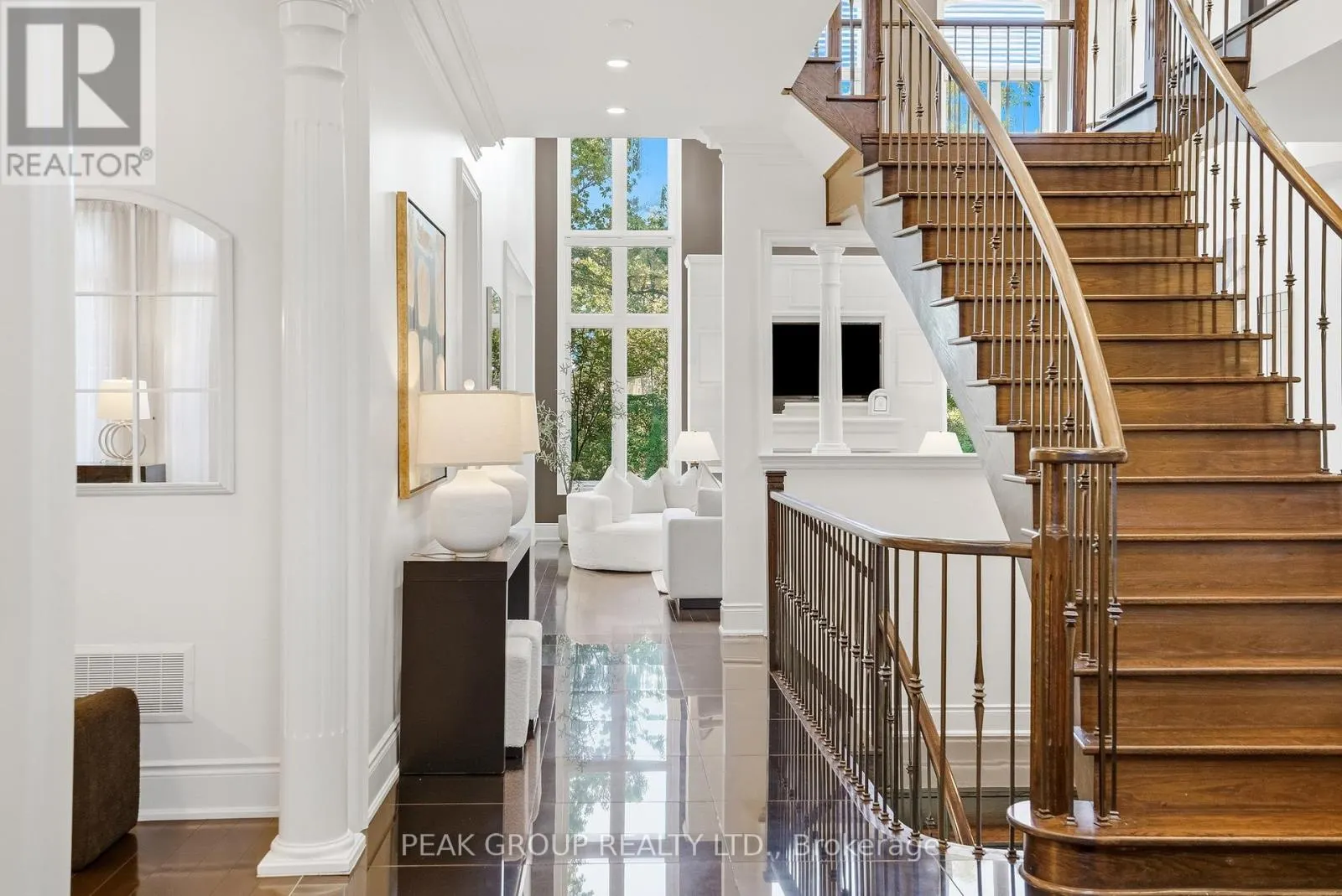 492 ROUGEMOUNT DRIVE