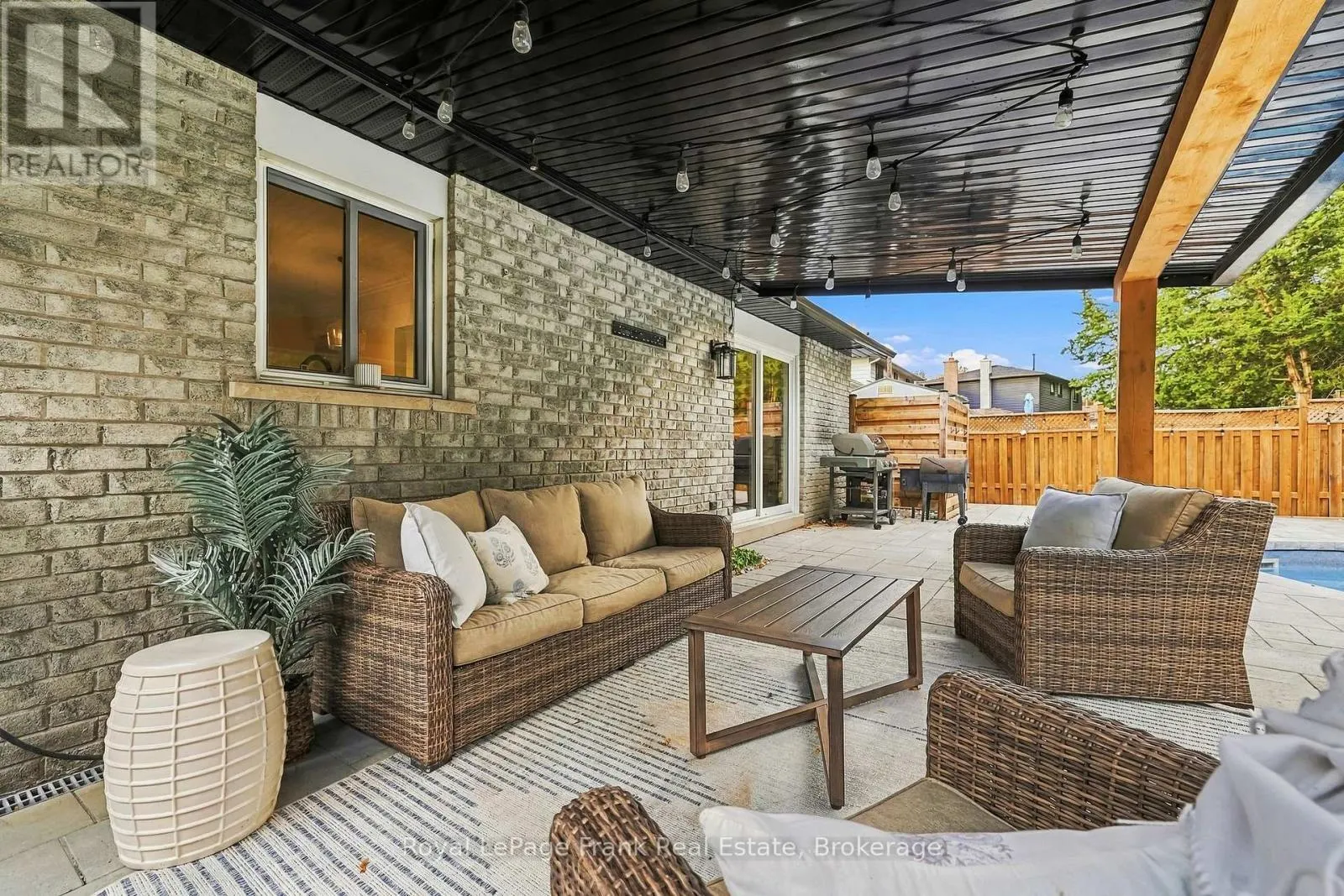 588 WALSH DRIVE