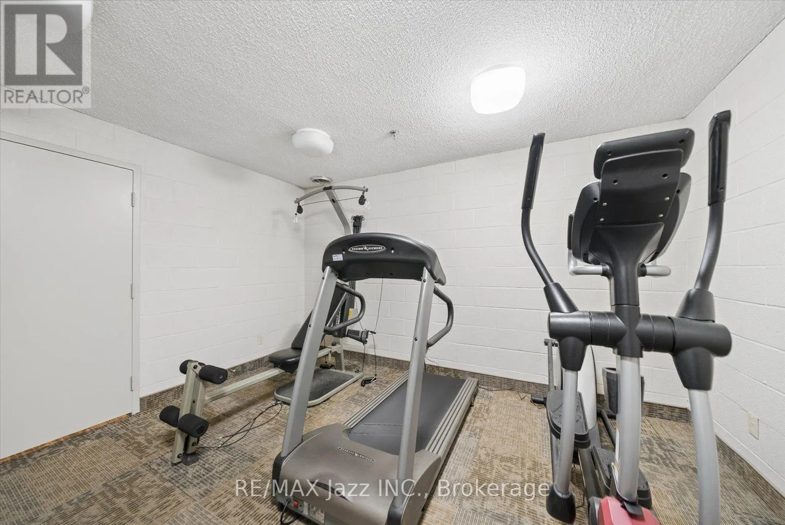 405 - 337 SIMCOE STREET N #405