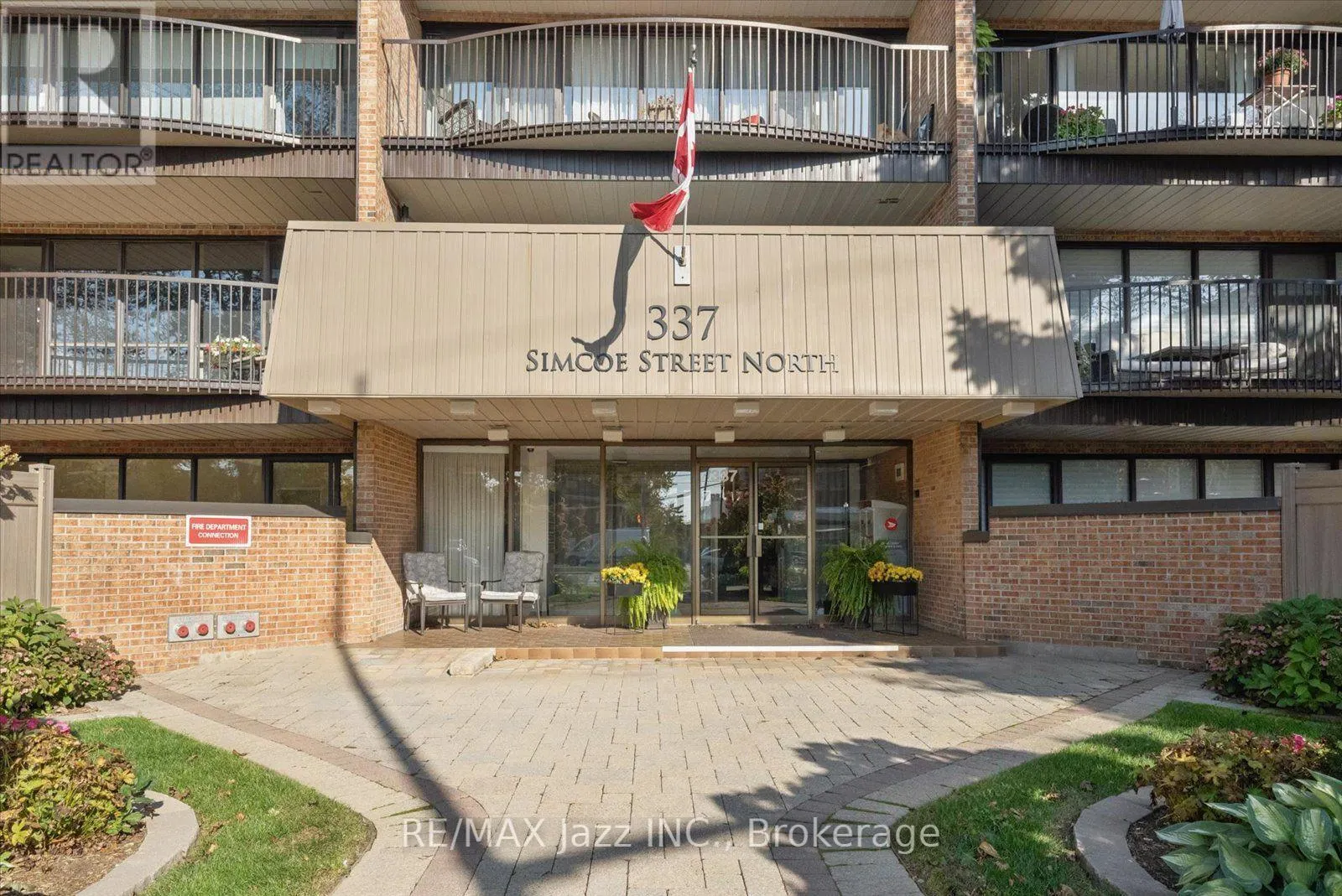 405 - 337 SIMCOE STREET N #405