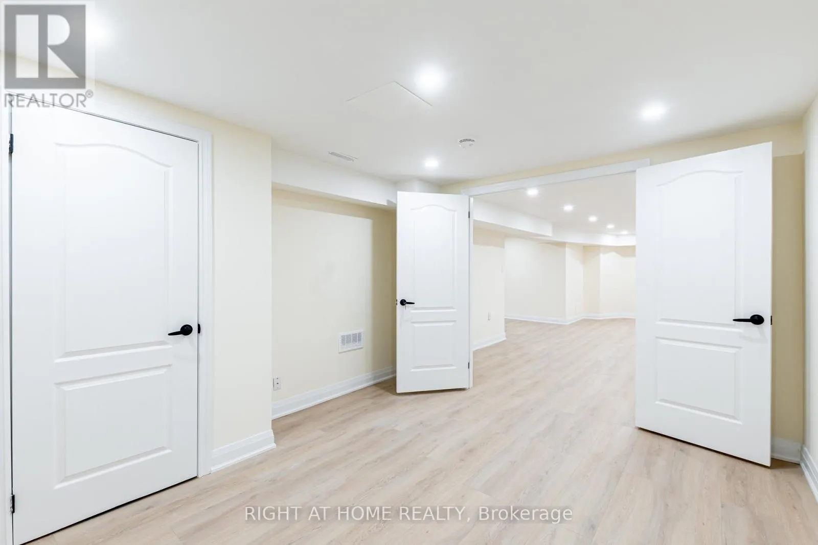 BASEMENT - 43 GREENBUSH PLACE
